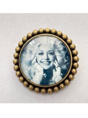 Dolly Parton Retro Brooch